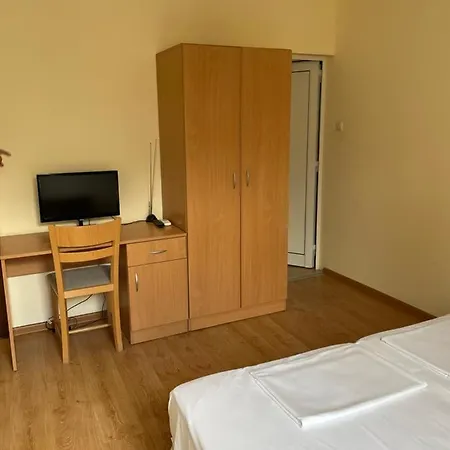 комплекс за гости малки воден 招待所