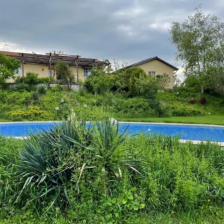 Maison d'hôtes комплекс за гости малки воден